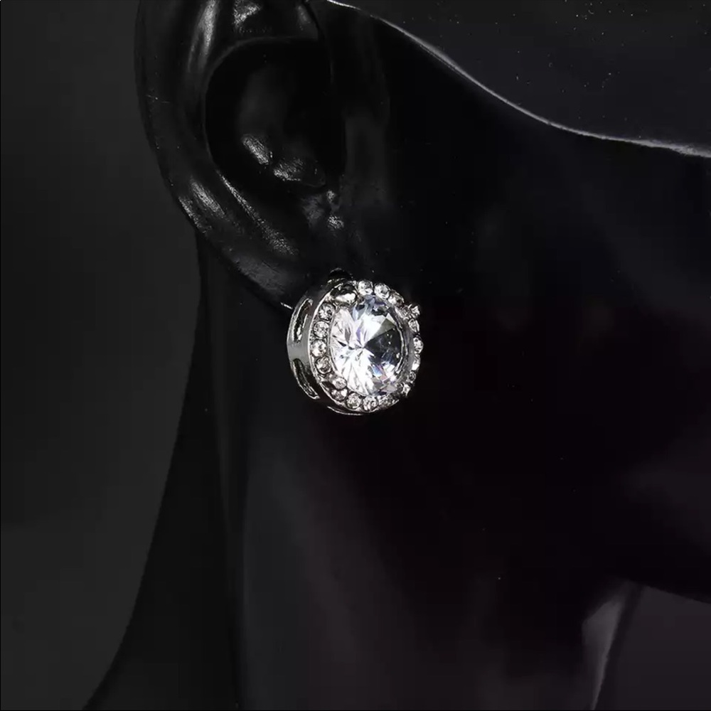 White Rhinestone Crystal Zircon Ear Stud Earrings, NICE EARRINGS, CUTE EARRINGS - Picture 2 of 3
